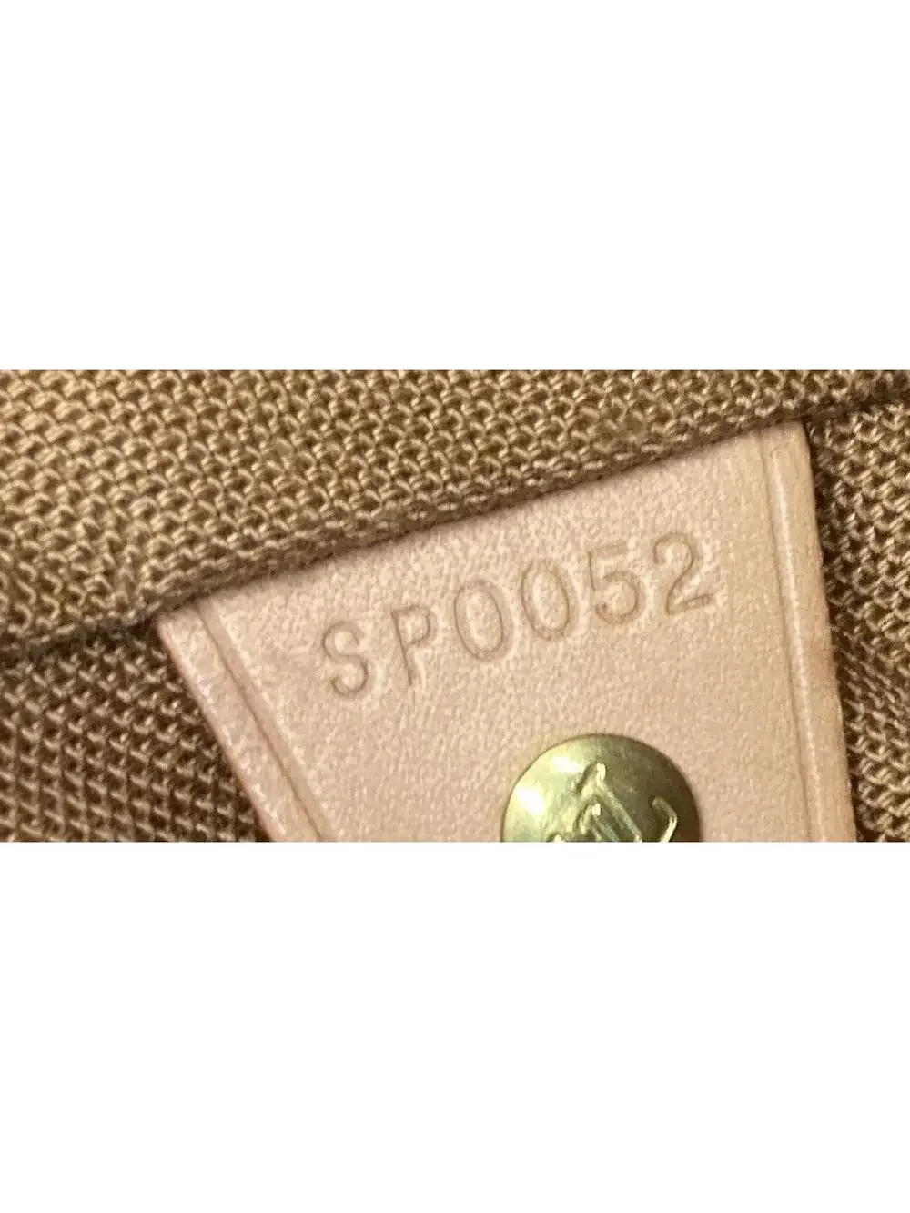 Louis Vuitton Vintage Montsouris #243450L12B